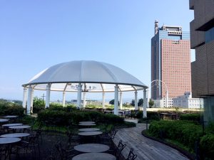 ロイヤルホテル_テント生地張替工事3