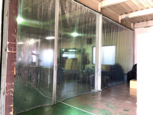 画像：透明ビニールカーテン新設工事