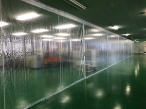 画像：防虫、防塵間仕切りカーテン新設工事