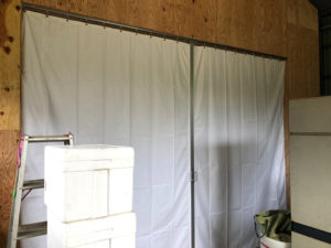 画像：工場内間仕切りカーテン新設